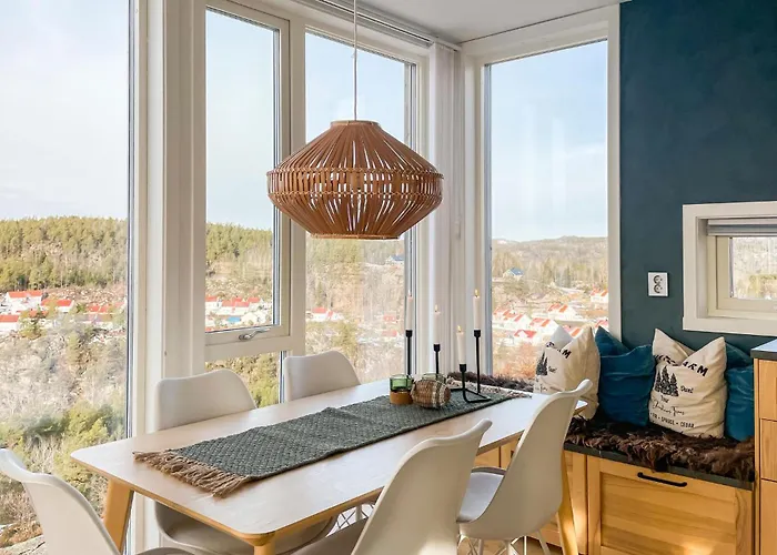 Cozy In With Kitchen بيت للعطل *